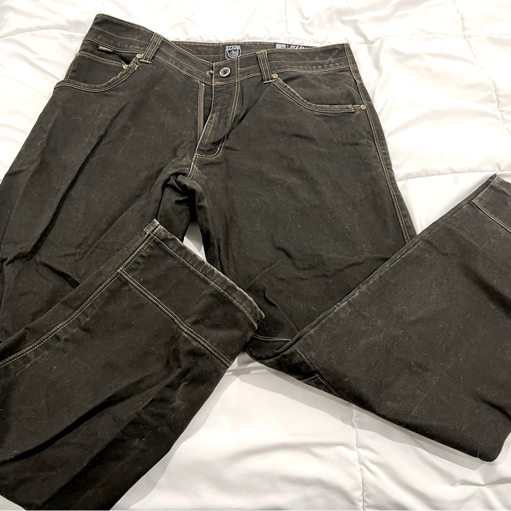 32x30 Kuhl Ryder pants barely worn